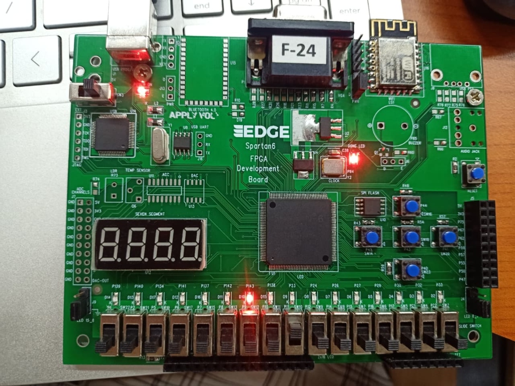 Click to enlarge Case 2: A=8, B=0 — A_greater_B output active.