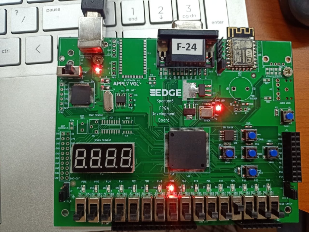 Click to enlarge Case 3: A=0, B=8 — A_less_B output active.
